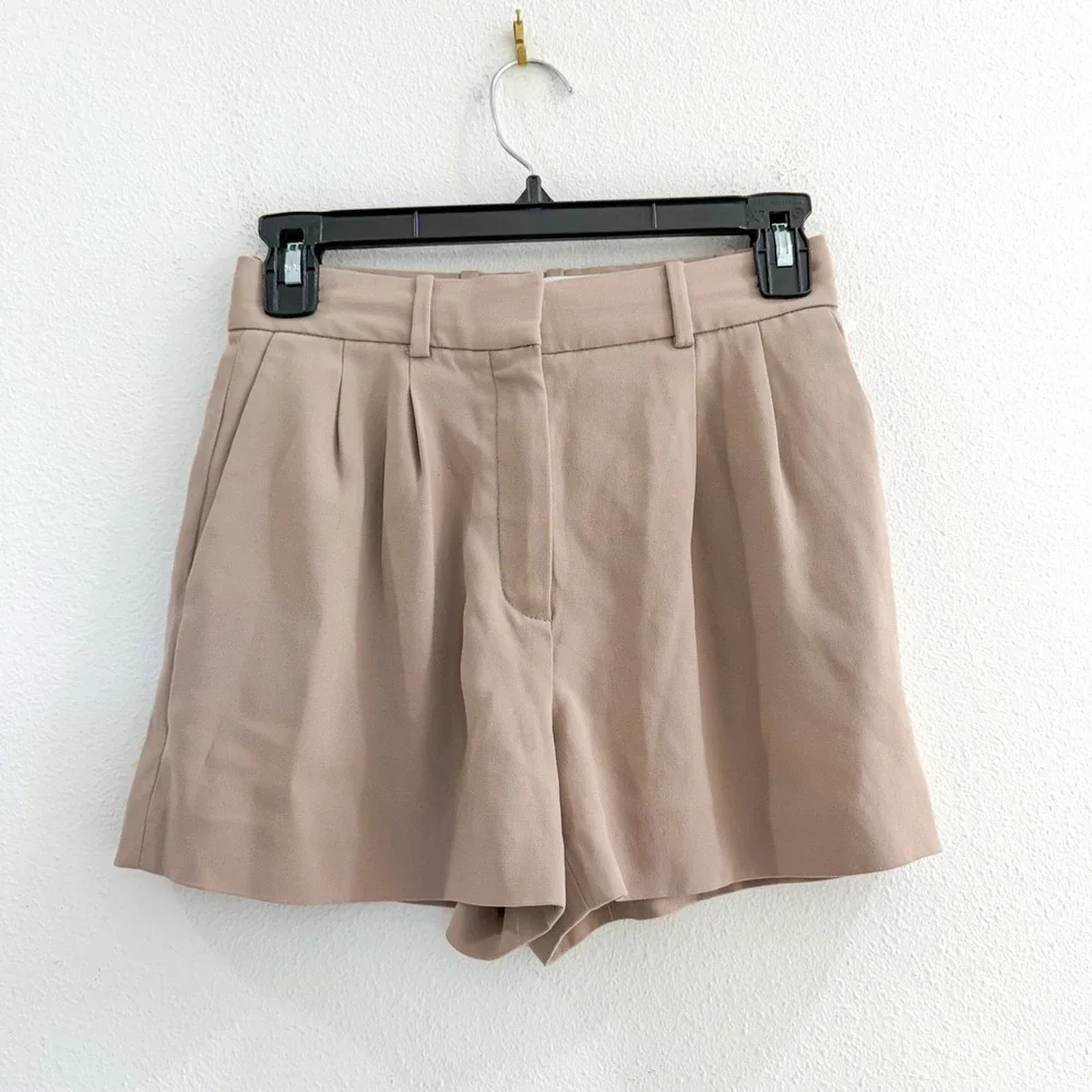 Aritzia Babaton Pleated Mini Shorts 3